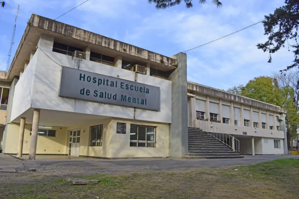 Trabajadores del Hospital de Salud Mental denuncian acoso tras el hallazgo de una cámara en un baño - Reporte 1007